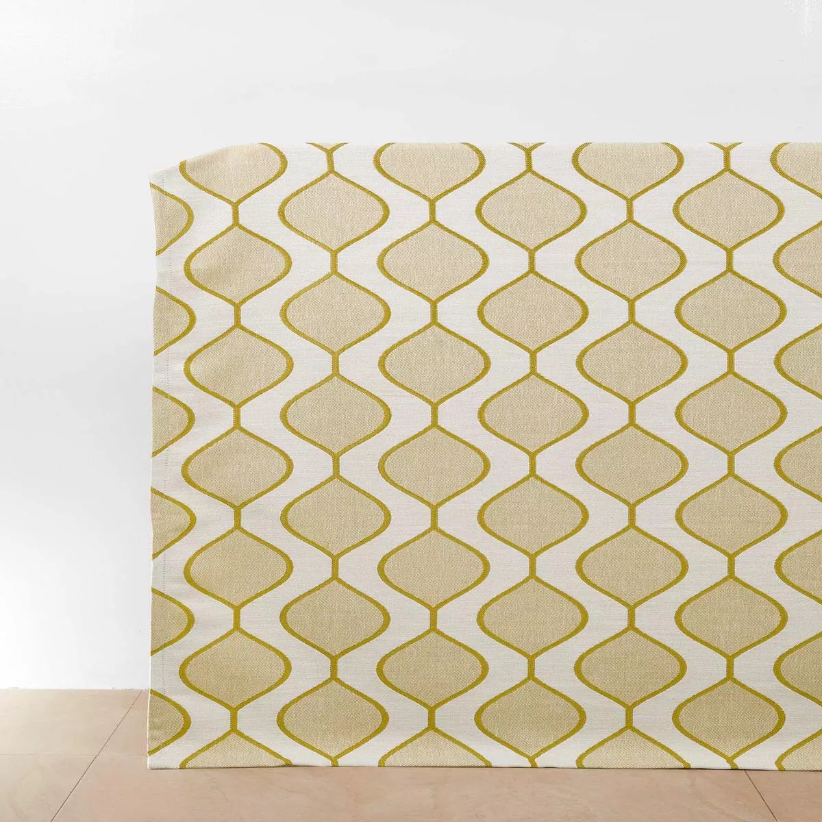 cackle-cascade-fabric-by-yard-white-yellow-green ‘Cackle Cascade’ Fabric by the Yard (White/ Yellow-Green)