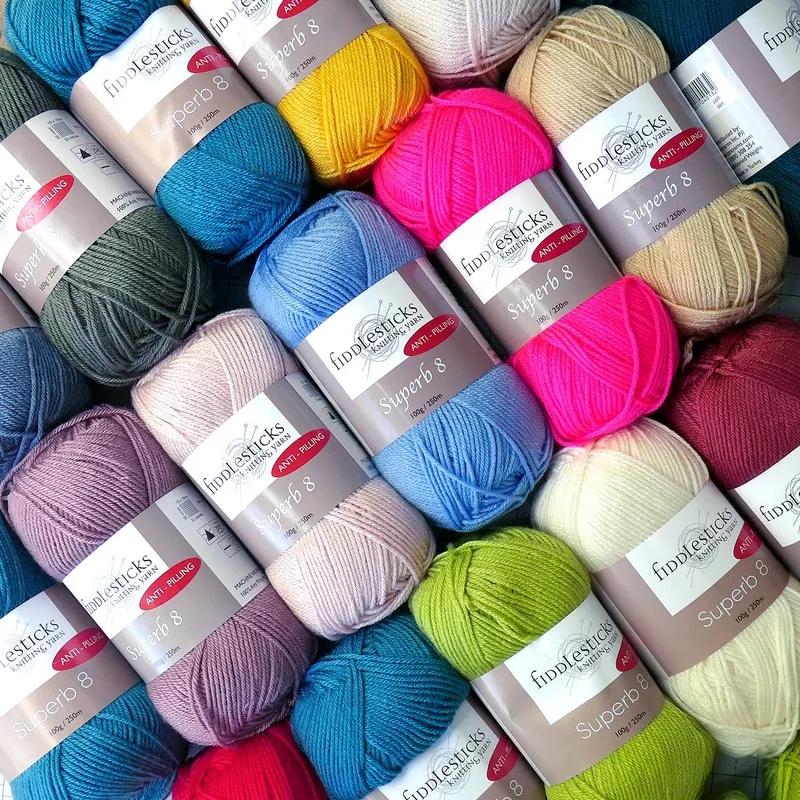 Fiddlesticks Superb 8 Yarn White 70001