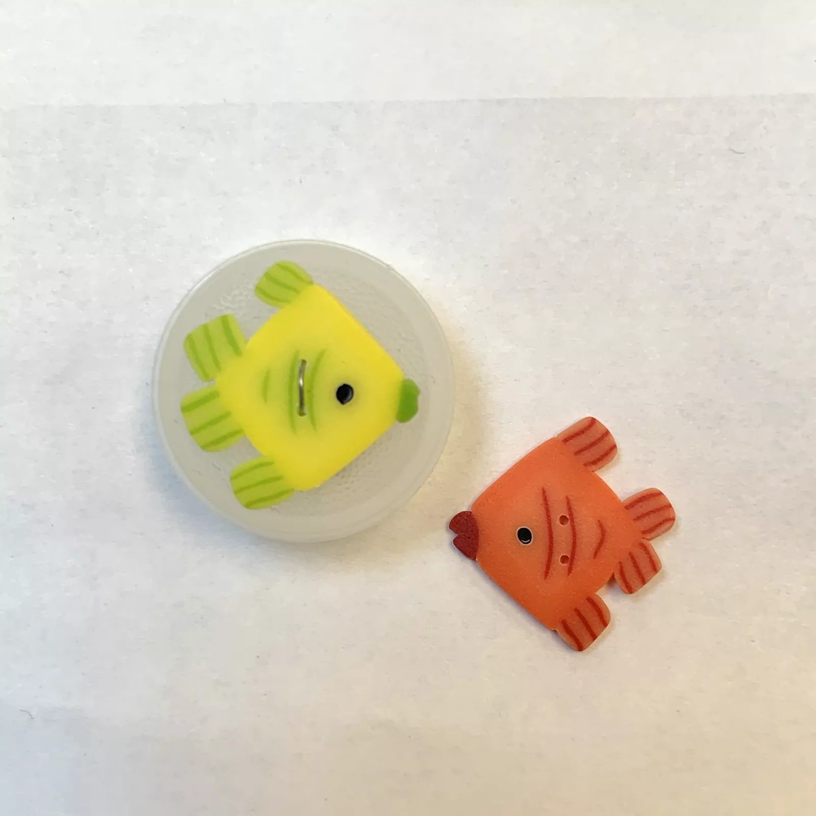 Fish Button 7/8 Inch