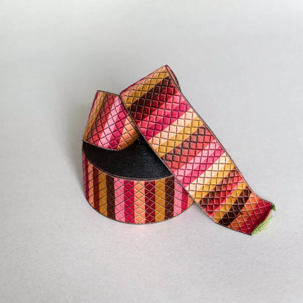 Satin Stripe Trim – Pink