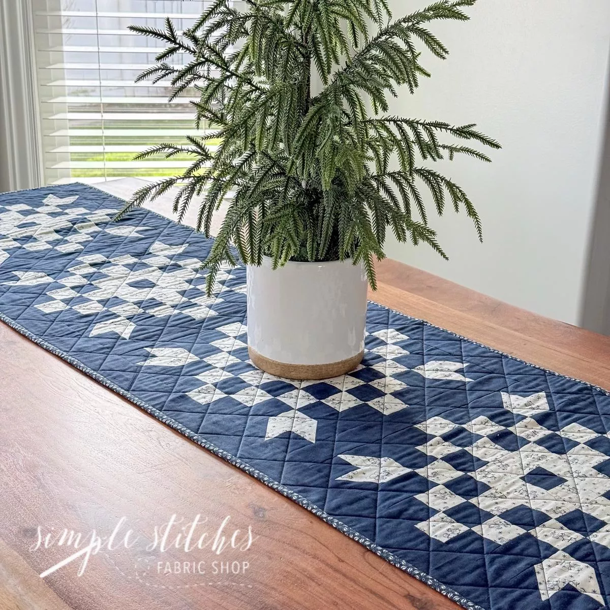 winter-snowflake-runner-made-by-sienna Winter Snowflake Runner – made by Sienna